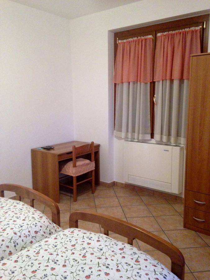 Garni Marika Hotel Gargnano Eksteriør billede